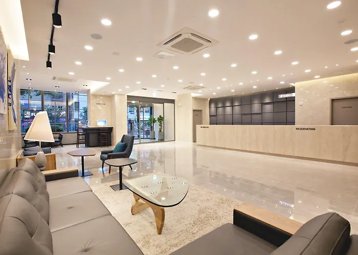 Gnb Hotel